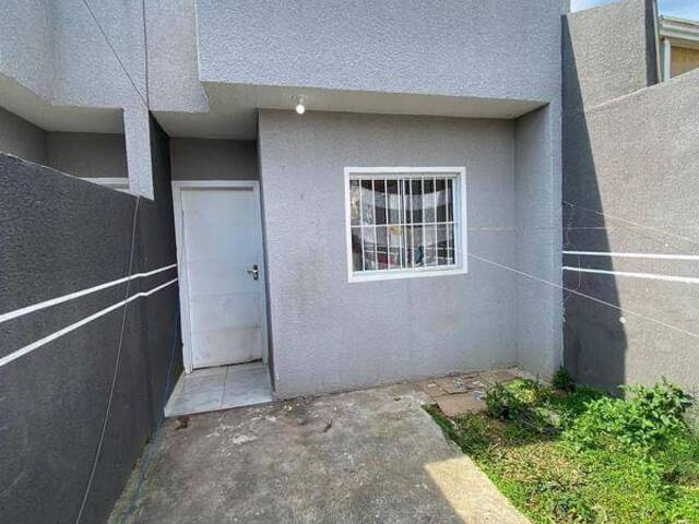 #C31_24 - Casa para Venda em Curitiba - PR - 2